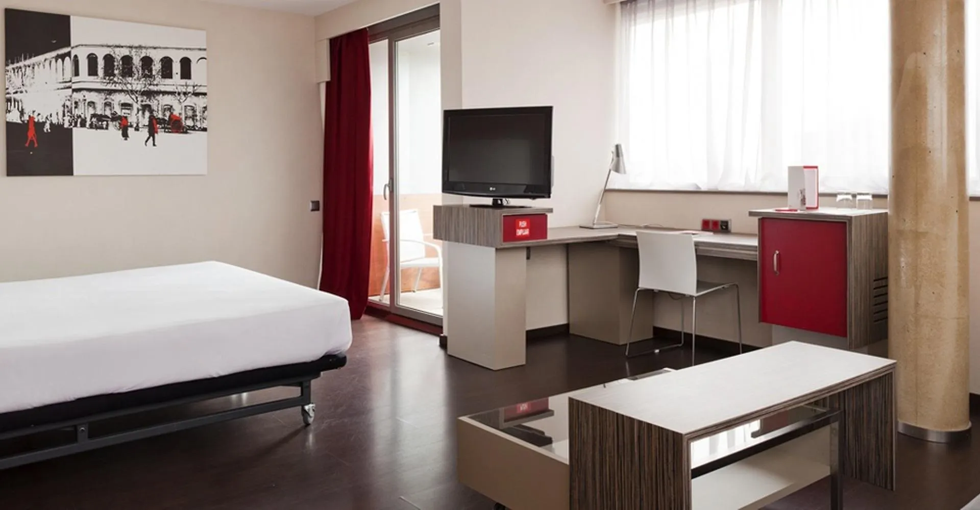 Ilunion Barcelona Hotel