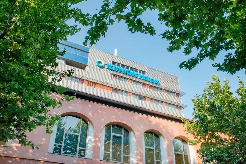 Ilunion Barcelona Hotel
