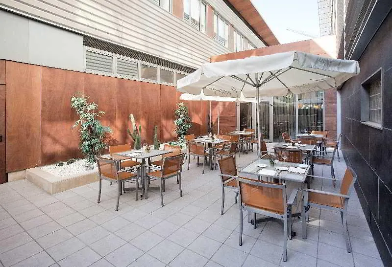 Ilunion Barcelona Hotel 4*,